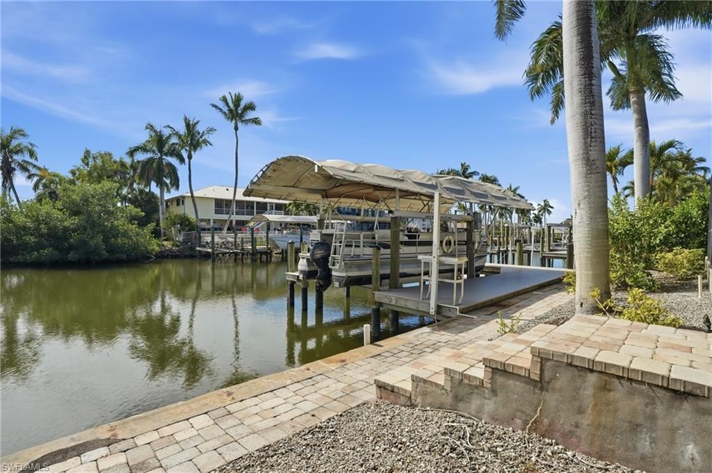 4833 Regal Dr, Bonita Springs, FL 34134 Photo