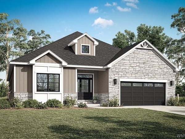 32 River Oak Lane, East Amherst, NY 14051