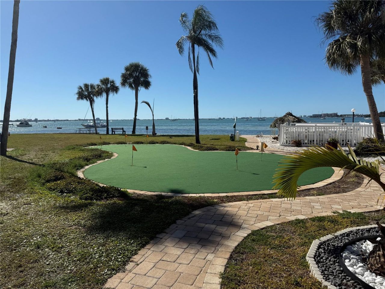 3735 42nd Way S, Unit E, Saint Petersburg, FL 33711 Photo