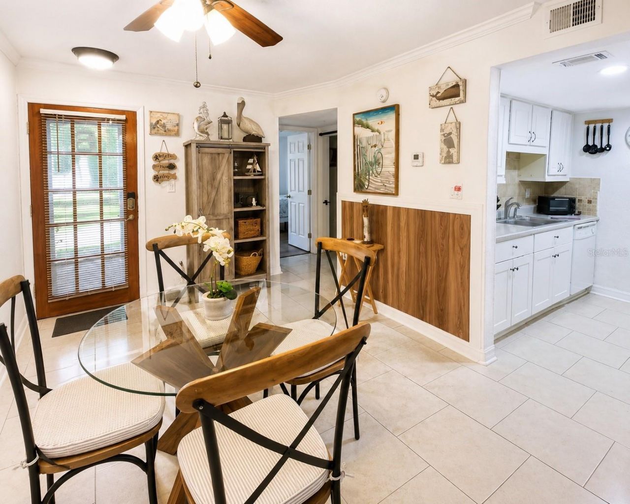 3735 42nd Way S, Unit E, Saint Petersburg, FL 33711 Photo
