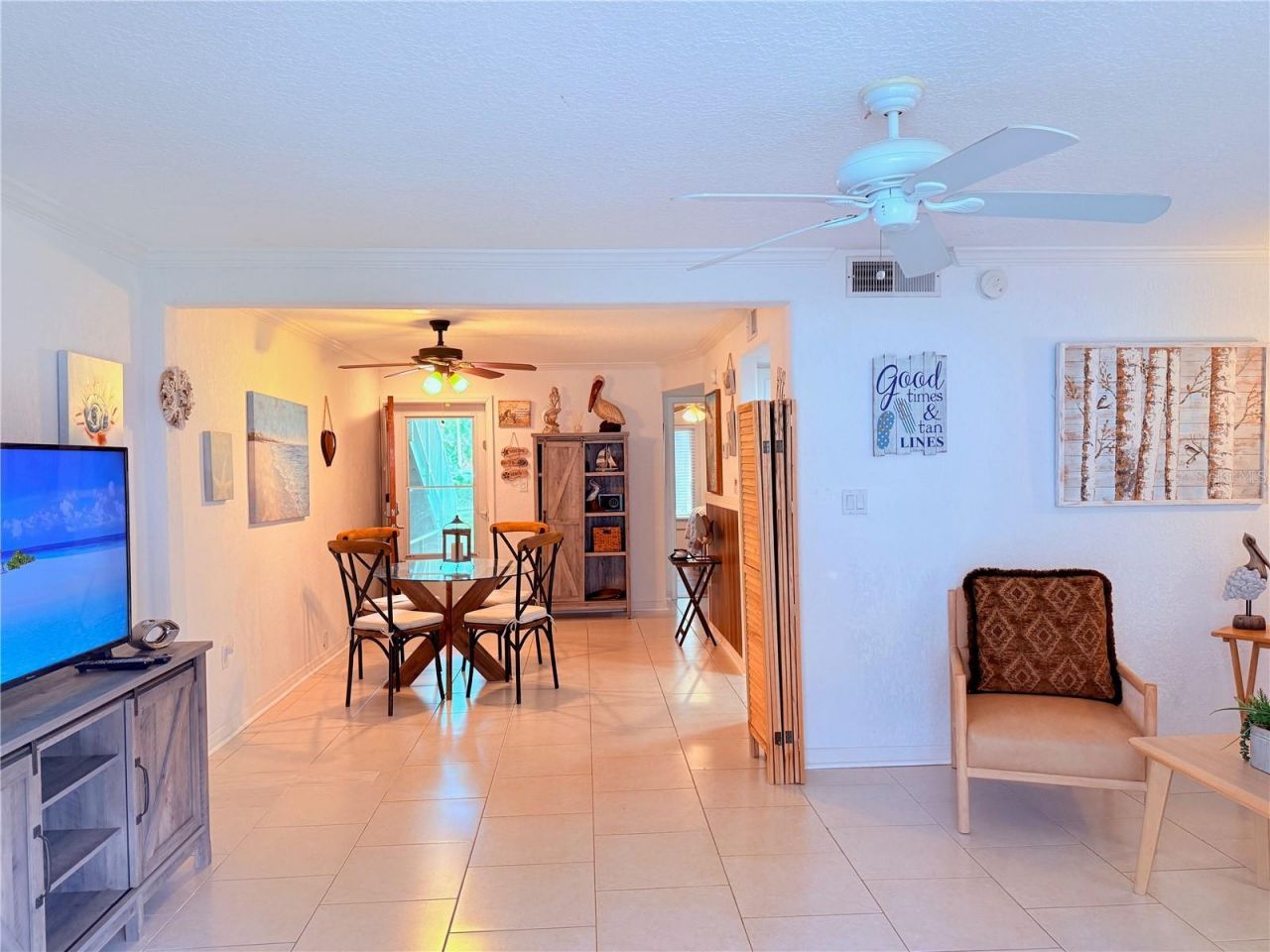 3735 42nd Way S, Unit E, Saint Petersburg, FL 33711 Photo