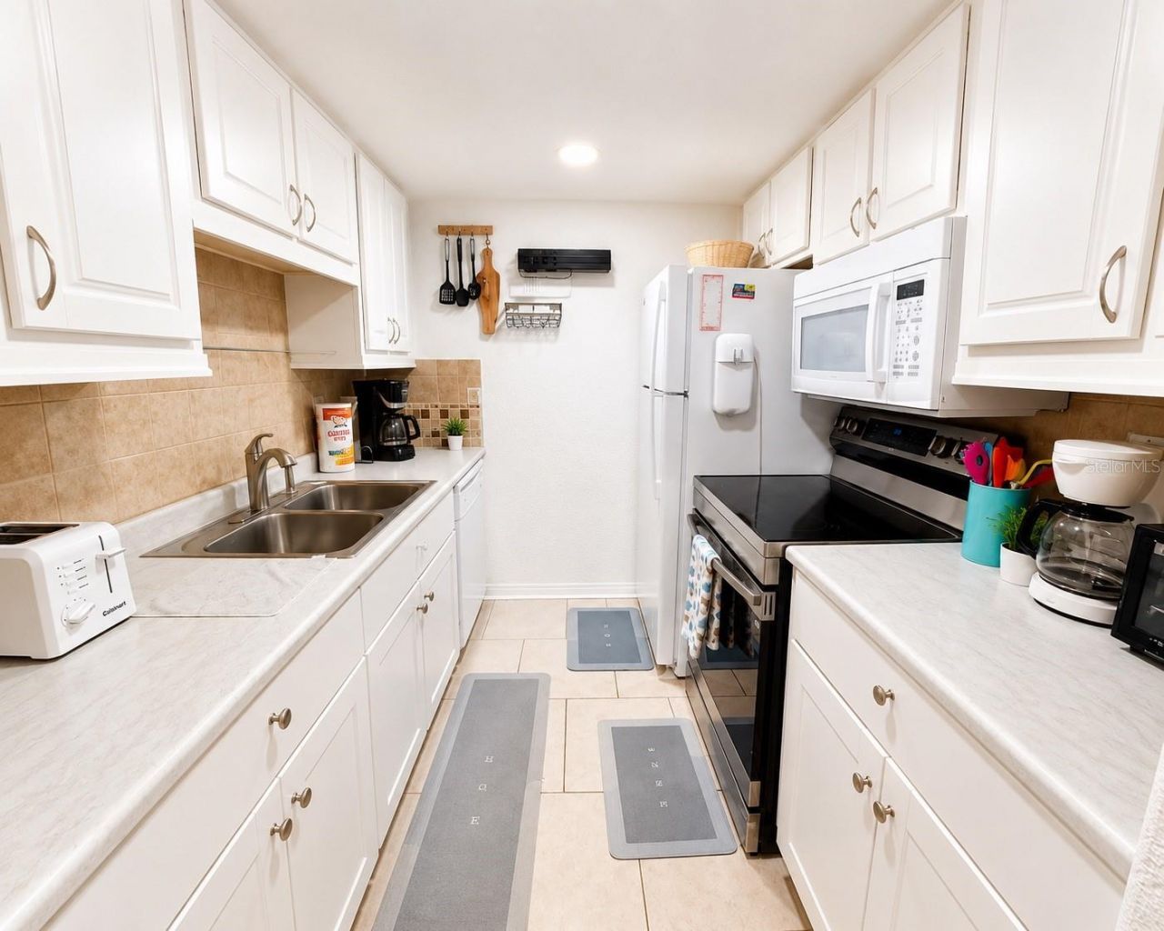 3735 42nd Way S, Unit E, Saint Petersburg, FL 33711 Photo