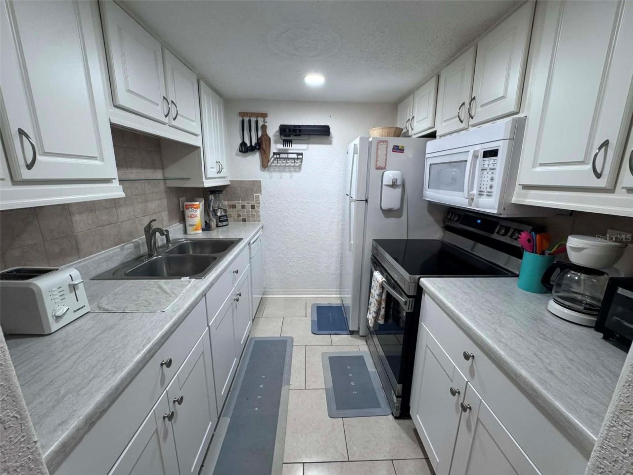 3735 42nd Way S, Unit E, Saint Petersburg, FL 33711 Photo