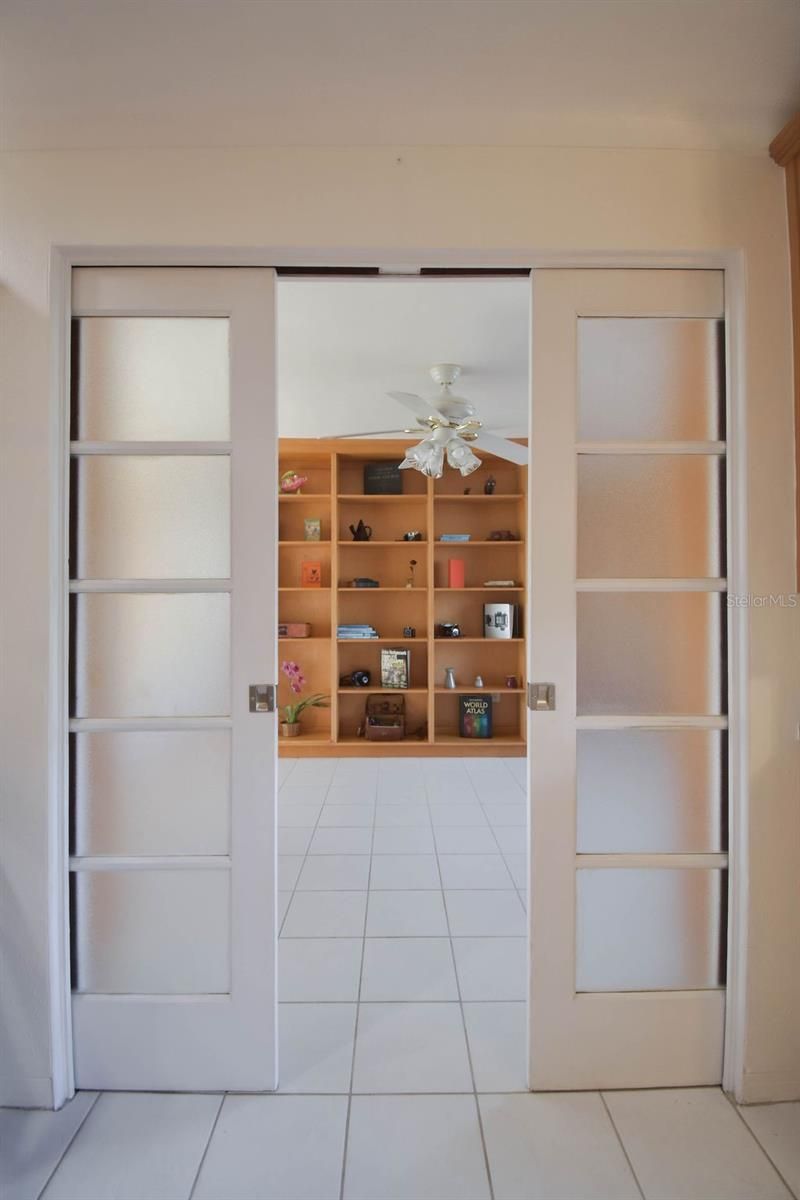 5952 52nd Avenue N, Kenneth City, FL 33709 Photo