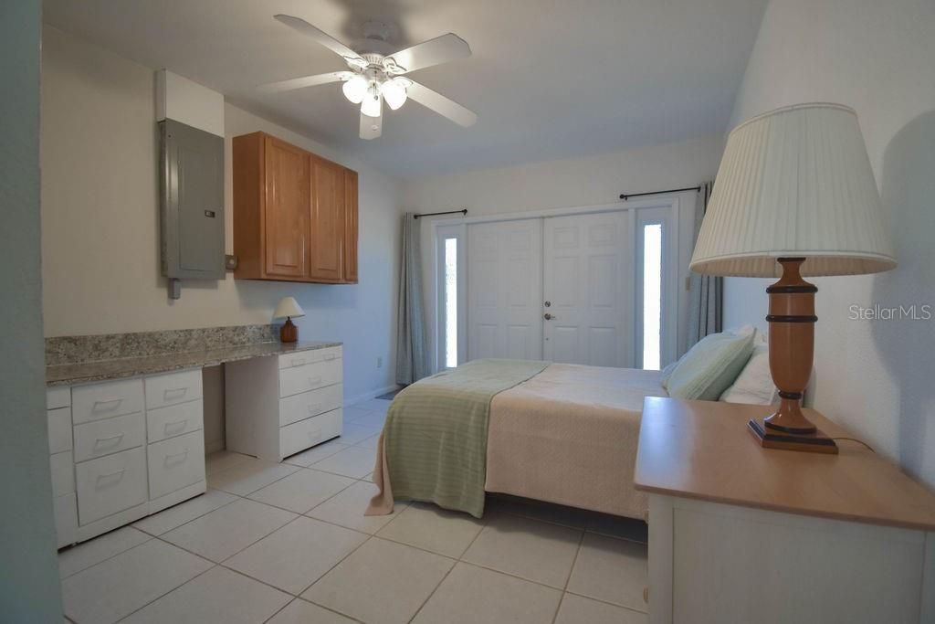 5952 52nd Avenue N, Kenneth City, FL 33709 Photo