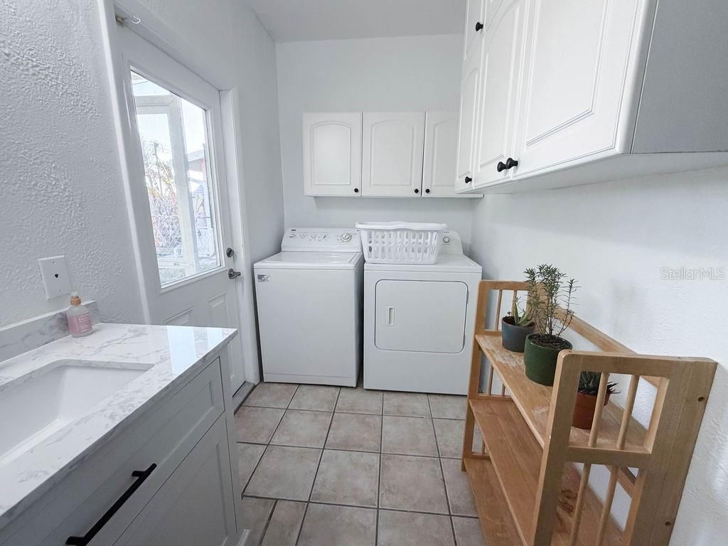 5952 52nd Avenue N, Kenneth City, FL 33709 Photo