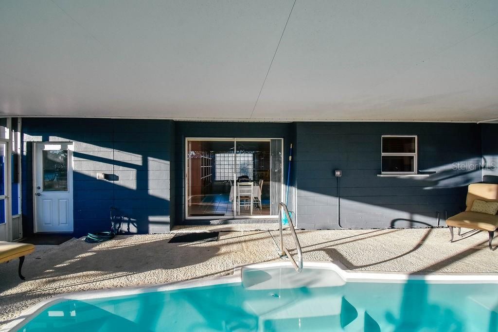 5952 52nd Avenue N, Kenneth City, FL 33709 Photo