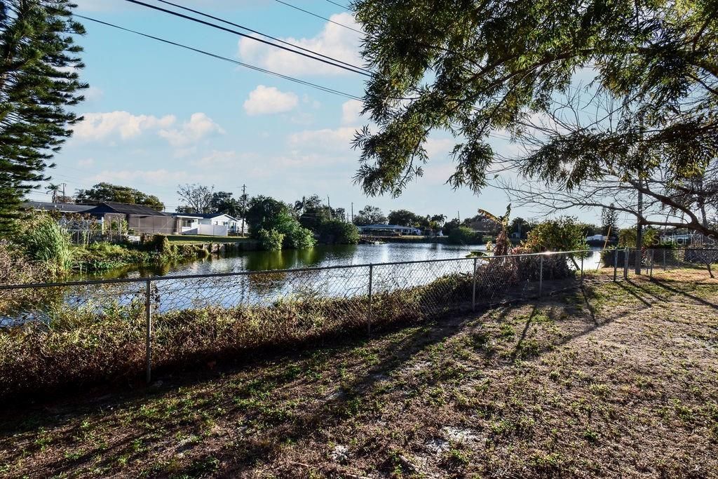 5952 52nd Avenue N, Kenneth City, FL 33709 Photo