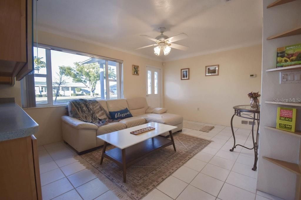 5952 52nd Avenue N, Kenneth City, FL 33709 Photo