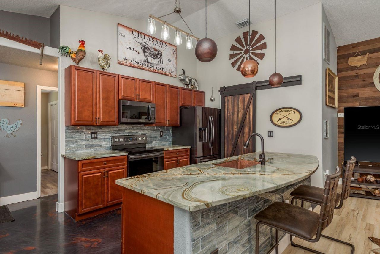 5801 Lenmar Court, Holiday, FL 34690 Photo