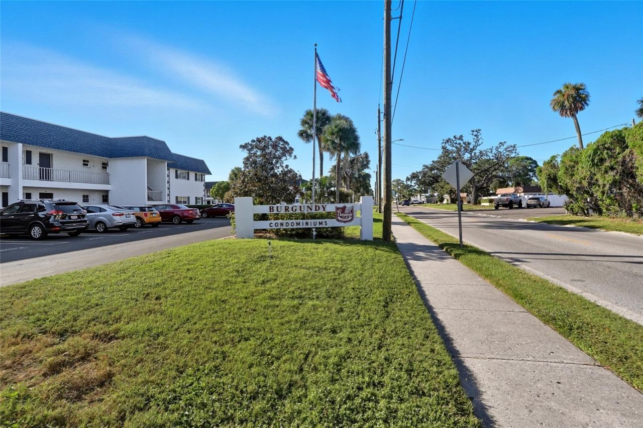 4705 5th Street W, Unit 302, Bradenton, FL 34207 Photo