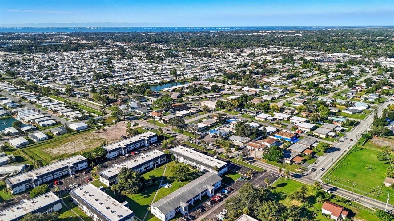 4705 5th Street W, Unit 302, Bradenton, FL 34207 Photo