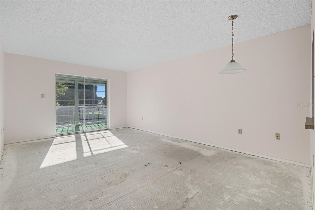 4705 5th Street W, Unit 302, Bradenton, FL 34207 Photo