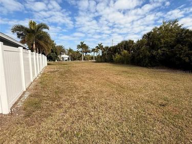 3099 CUSSELL DRIVE, ST JAMES CITY, FL 33956