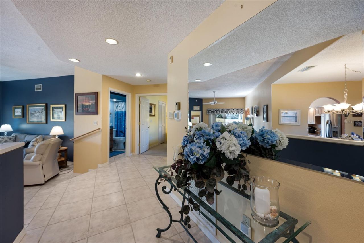 5590 Golf Pointe Drive, Unit 5590, Sarasota, FL 34243 Photo