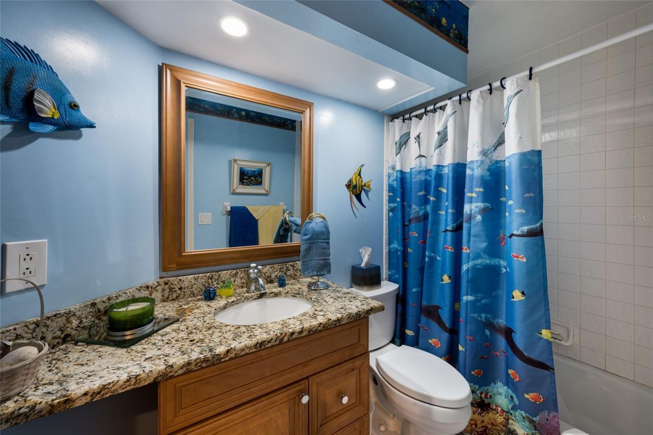 5590 Golf Pointe Drive, Unit 5590, Sarasota, FL 34243 Photo