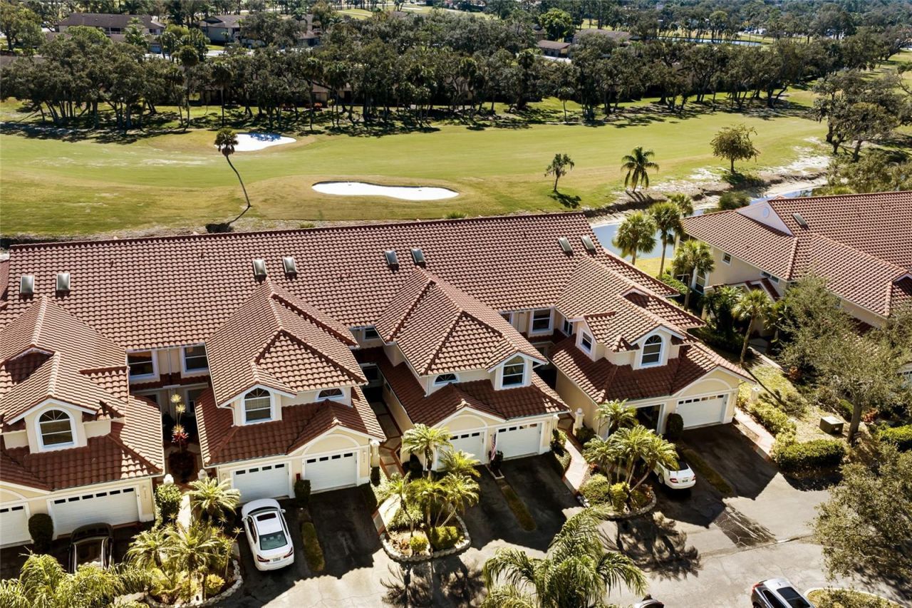 5590 Golf Pointe Drive, Unit 5590, Sarasota, FL 34243 Photo