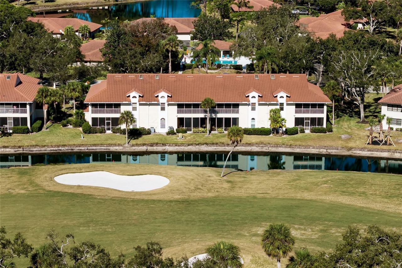 5590 Golf Pointe Drive, Unit 5590, Sarasota, FL 34243 Photo