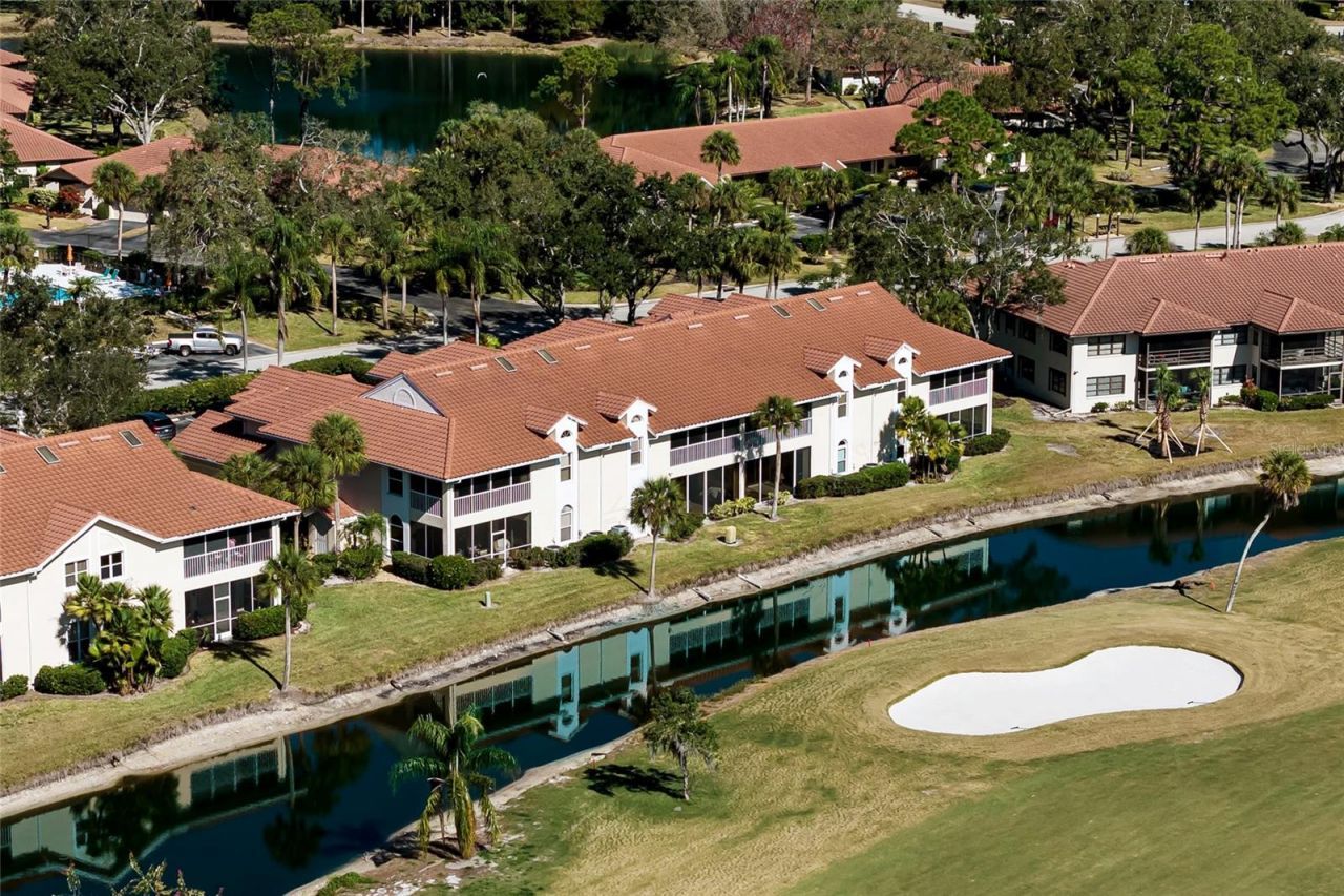 5590 Golf Pointe Drive, Unit 5590, Sarasota, FL 34243 Photo