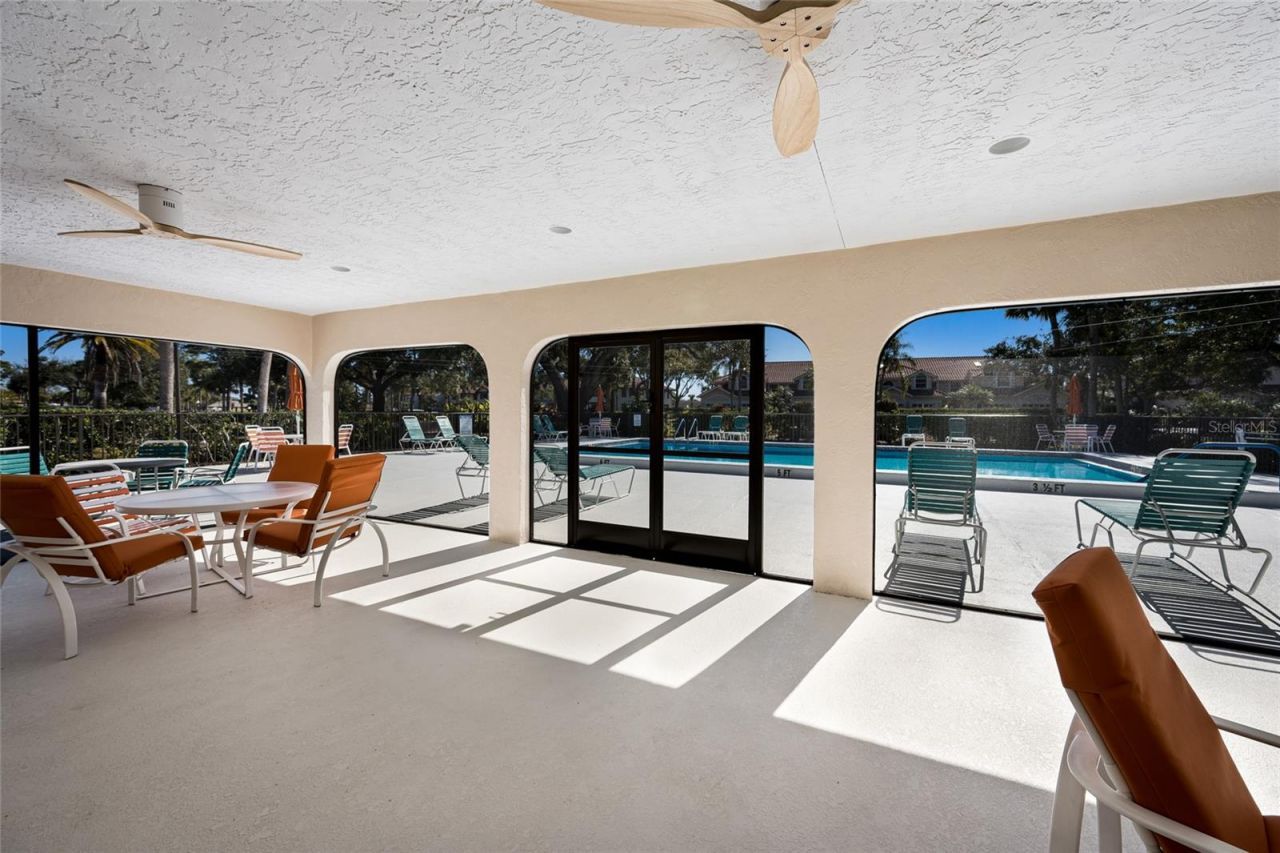 5590 Golf Pointe Drive, Unit 5590, Sarasota, FL 34243 Photo