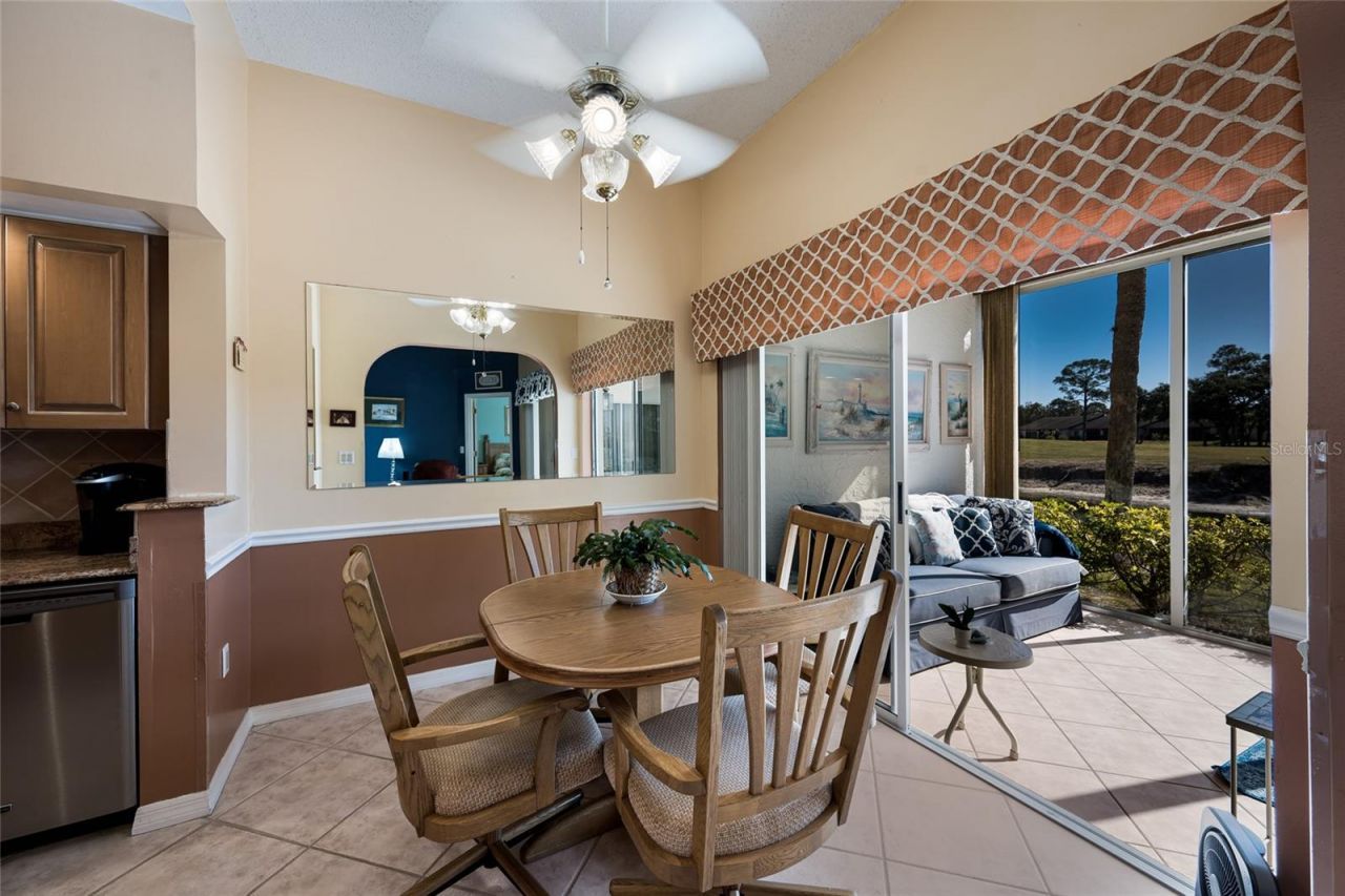 5590 Golf Pointe Drive, Unit 5590, Sarasota, FL 34243 Photo