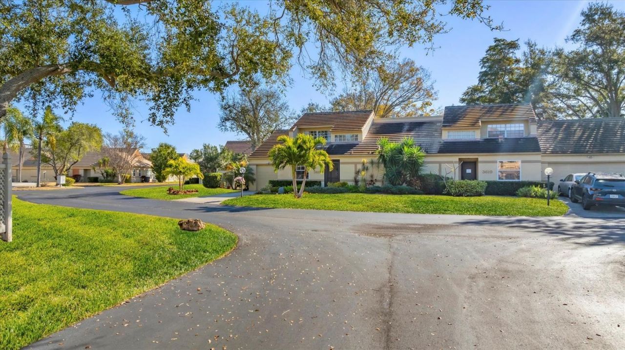 3617 57th Avenue Drive W, Bradenton, FL 34210 Photo