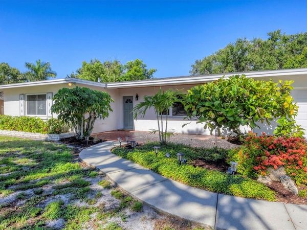 5201 STEVENS DRIVE, SARASOTA, FL 34234