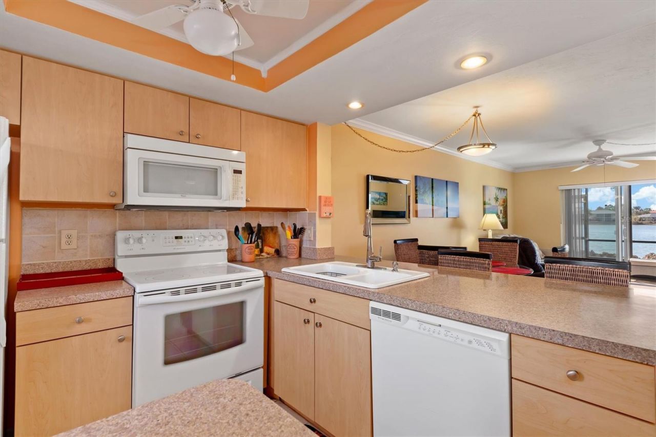 25275 Rampart Boulevard, Unit 202, Punta Gorda, FL 33983 Photo