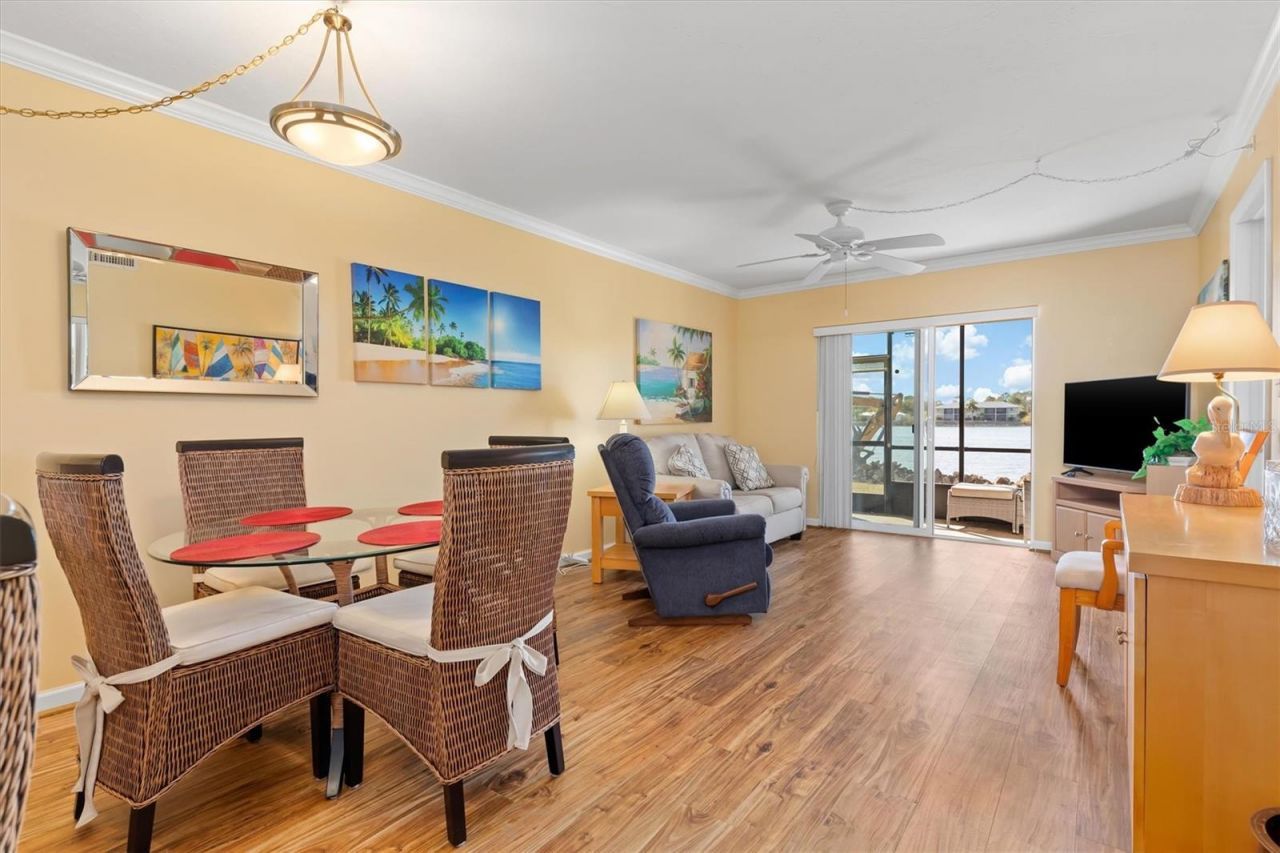 25275 Rampart Boulevard, Unit 202, Punta Gorda, FL 33983 Photo