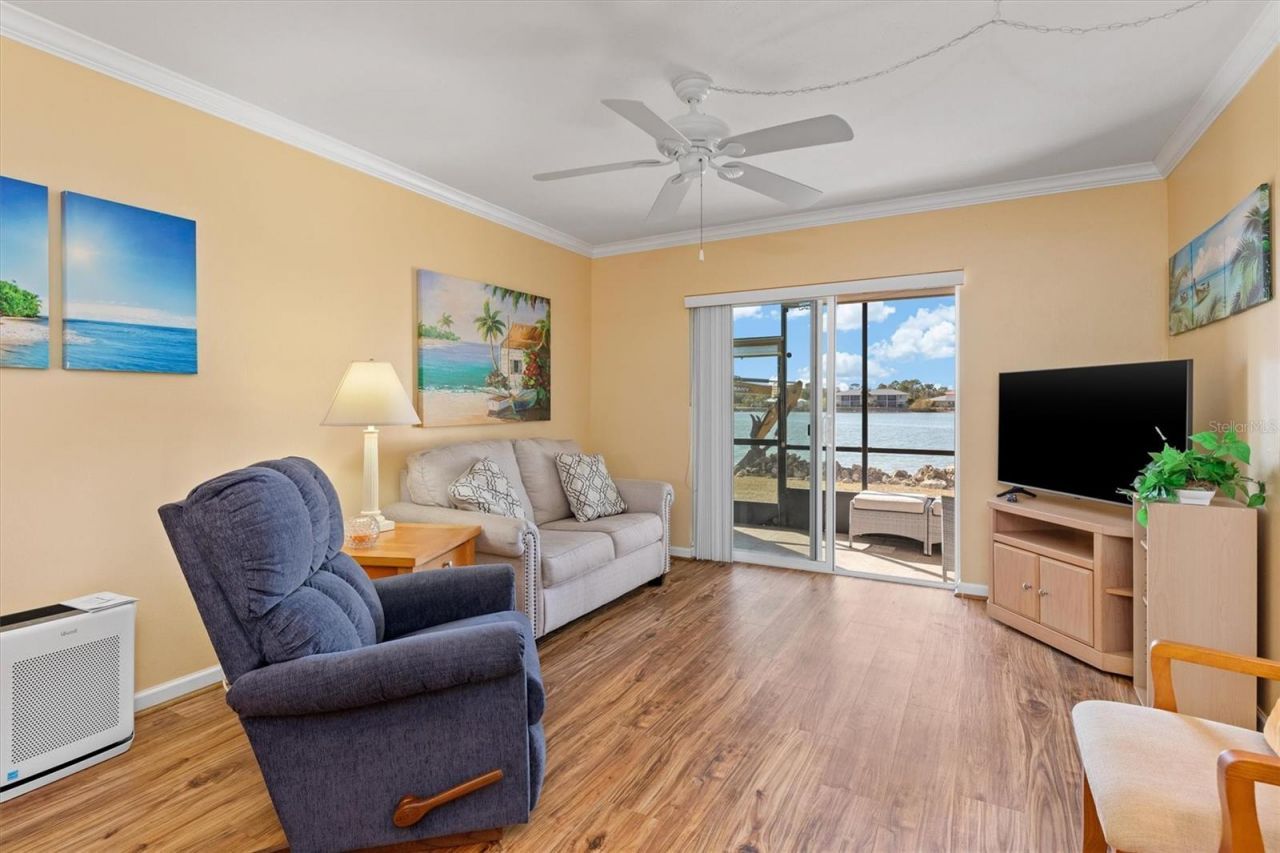 25275 Rampart Boulevard, Unit 202, Punta Gorda, FL 33983 Photo