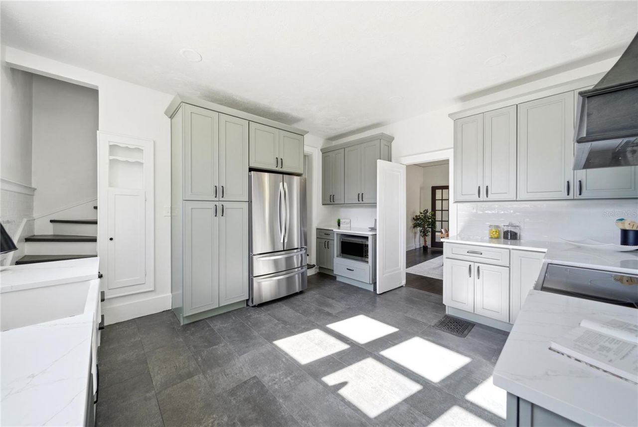 1689 Lakeshore Drive, Eustis, FL 32726 Photo