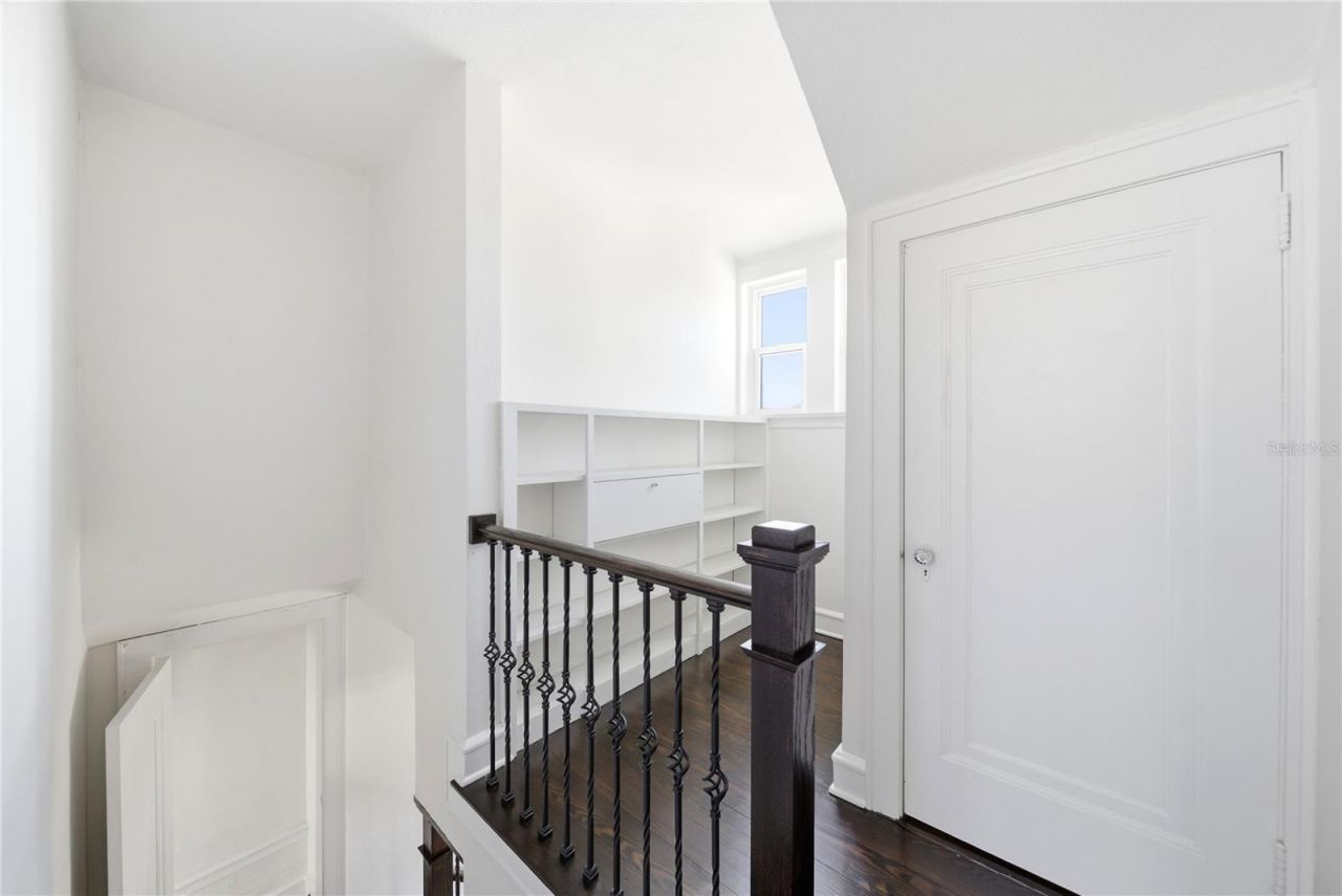 1689 Lakeshore Drive, Eustis, FL 32726 Photo