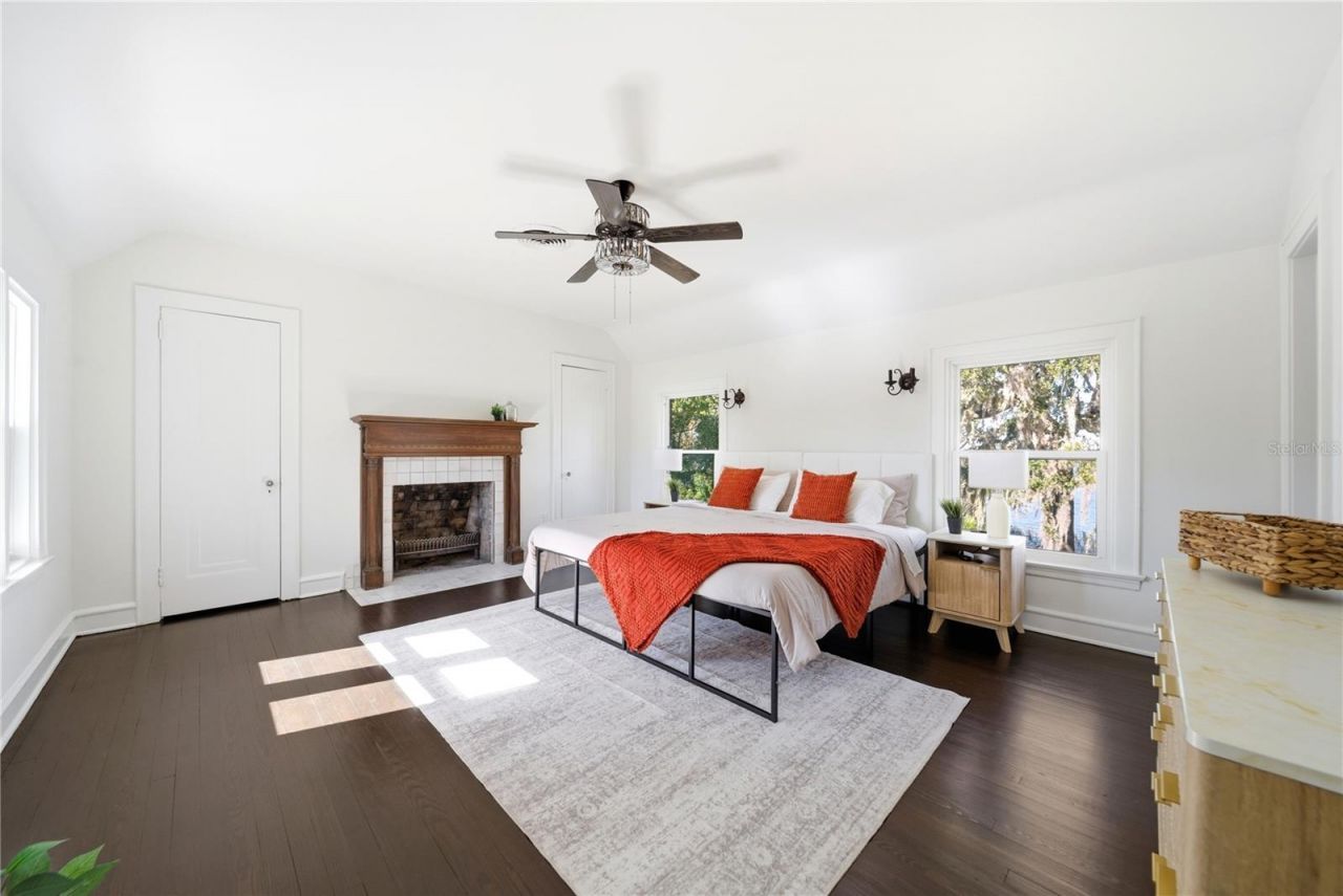 1689 Lakeshore Drive, Eustis, FL 32726 Photo