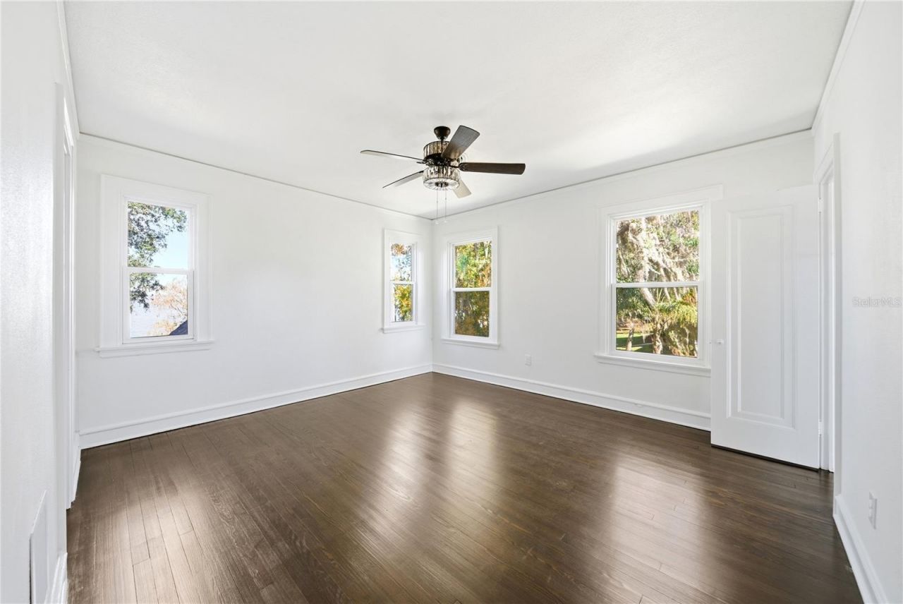 1689 Lakeshore Drive, Eustis, FL 32726 Photo