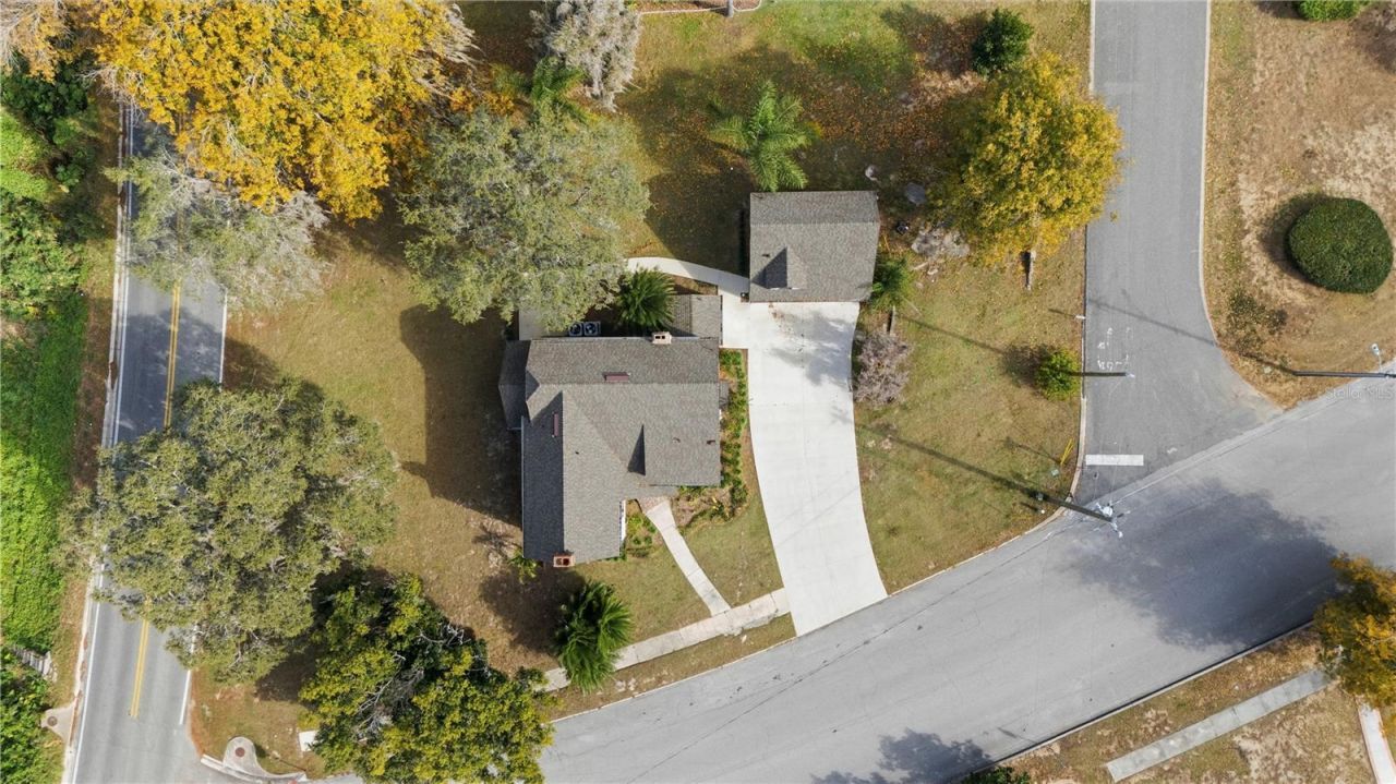 1689 Lakeshore Drive, Eustis, FL 32726 Photo