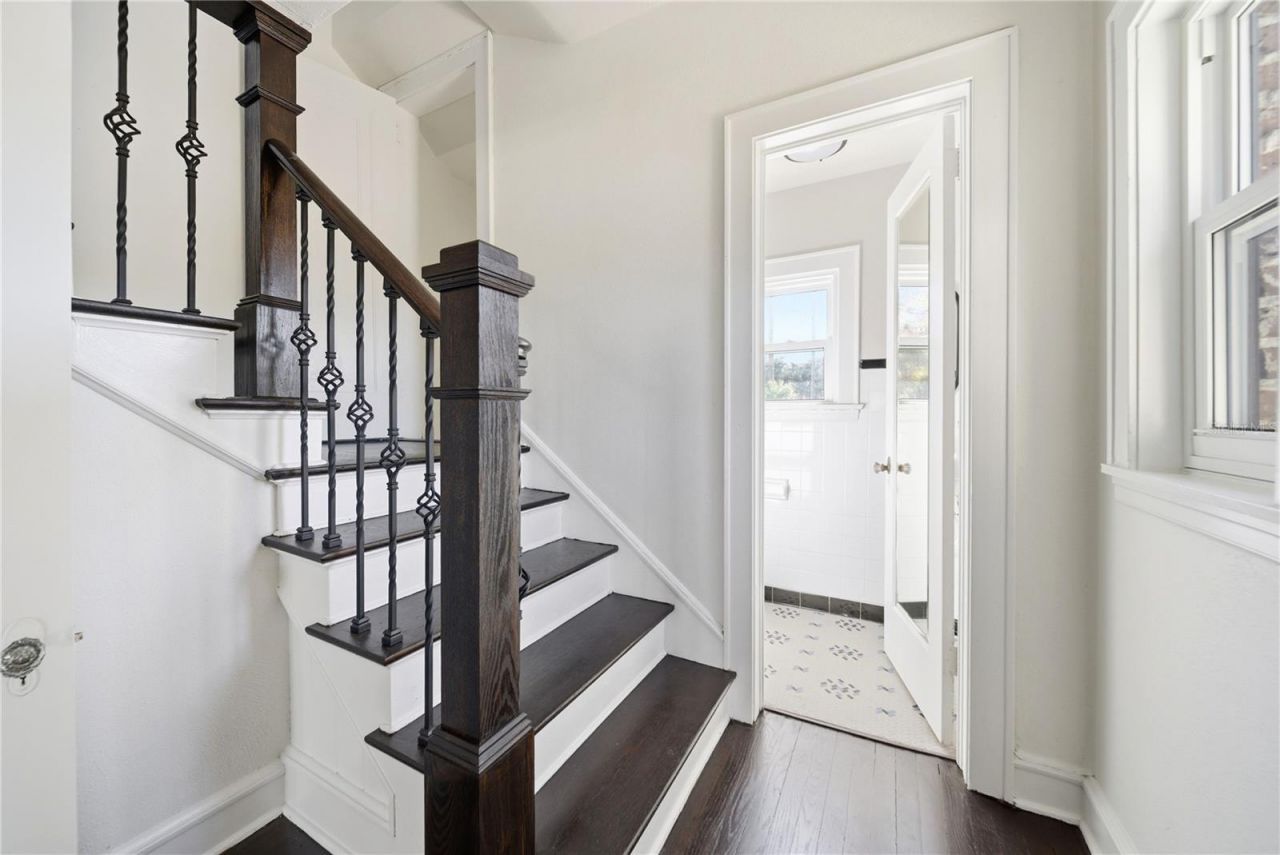 1689 Lakeshore Drive, Eustis, FL 32726 Photo