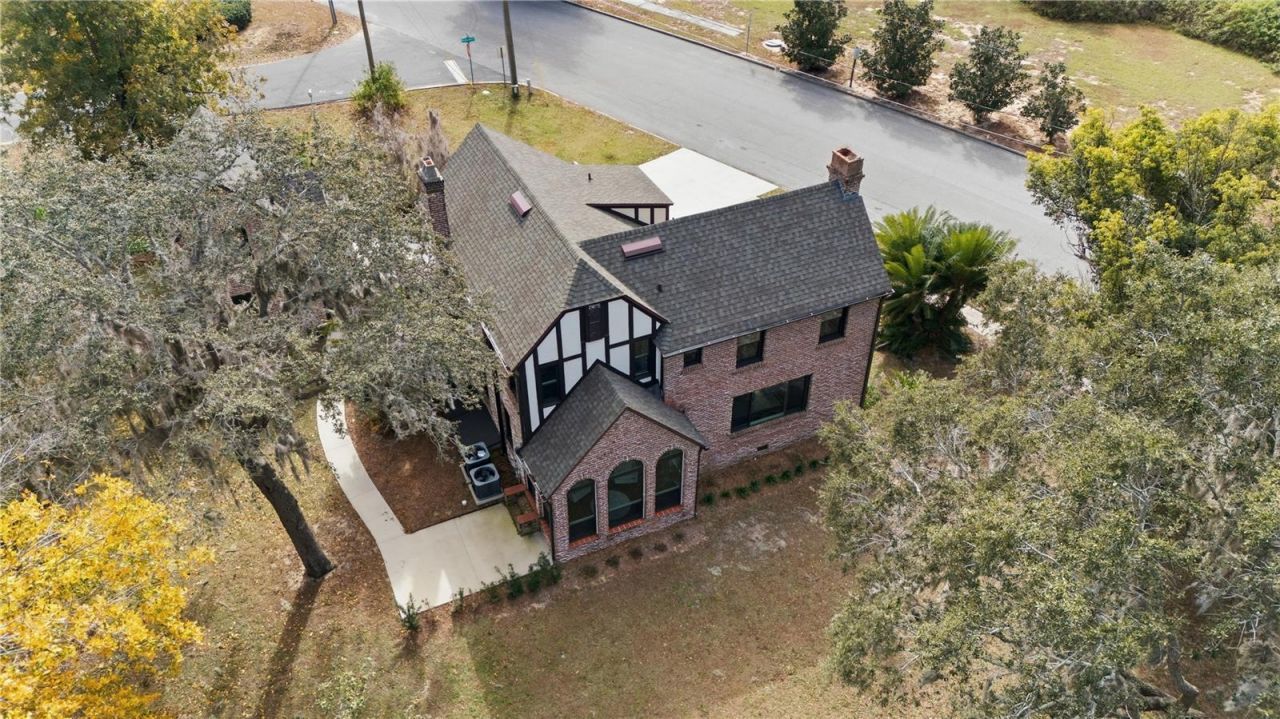 1689 Lakeshore Drive, Eustis, FL 32726 Photo