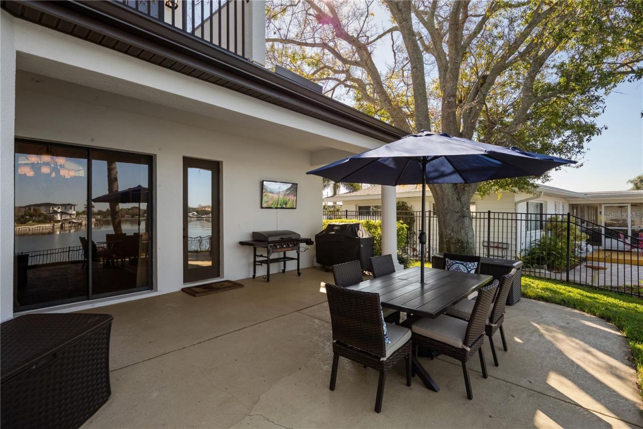 3598 10th Street Ne, Saint Petersburg, FL 33704 Photo