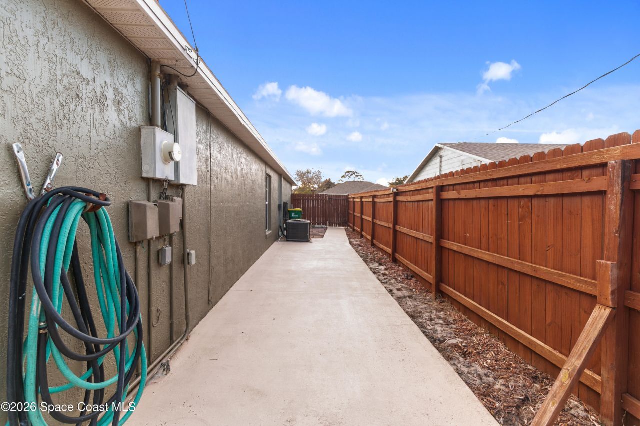 6815 Bryant Road, Cocoa, FL 32927 Photo