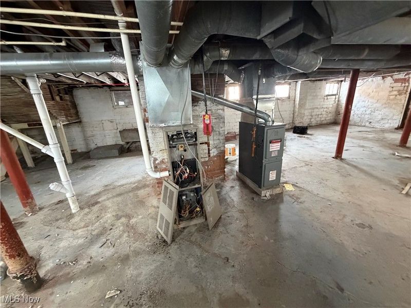 3636 E 146th Street, Cleveland, OH 44120 Photo 12