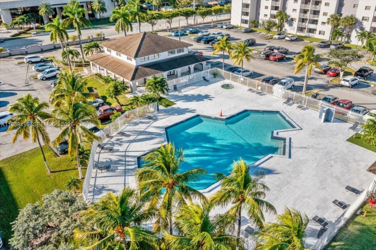 8075 NW 7th St, Unit 120, Miami, FL 33126 Photo