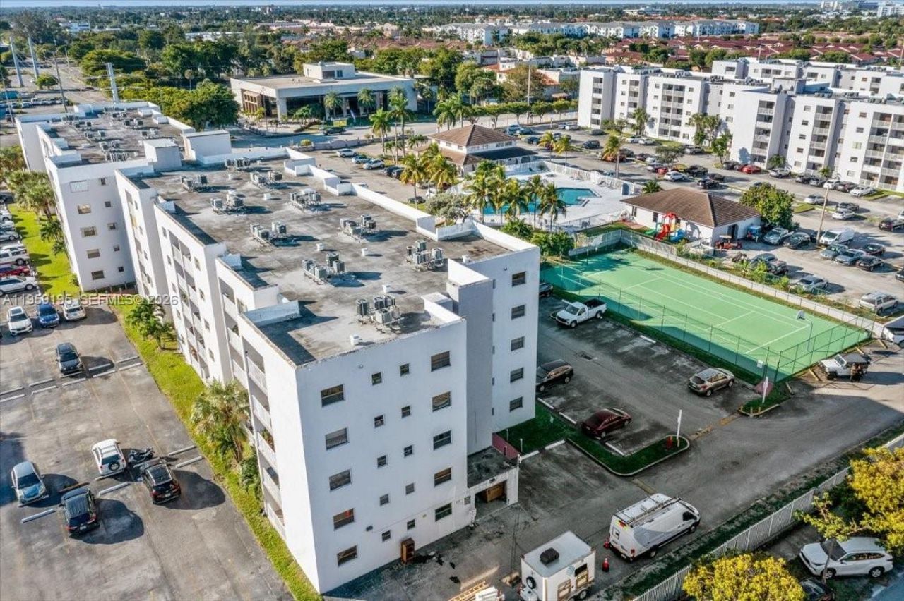 8075 NW 7th St, Unit 120, Miami, FL 33126 Photo