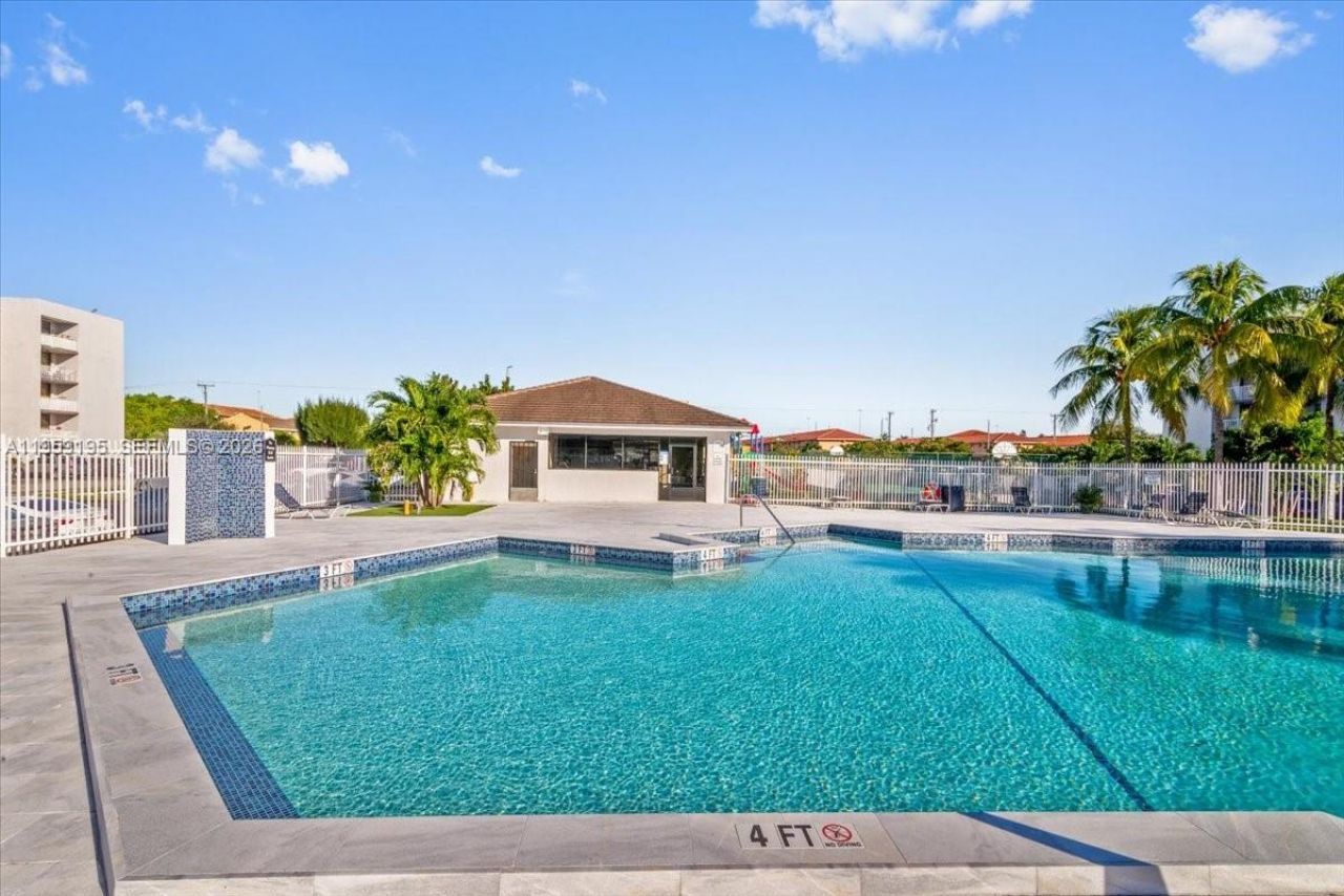 8075 NW 7th St, Unit 120, Miami, FL 33126 Photo