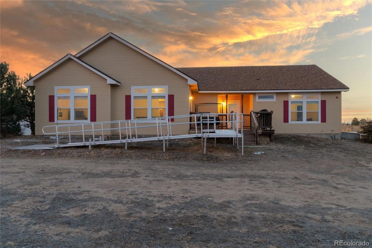 4241 Meadow Lark Road, Fort Lupton, CO 80621 Main Photo