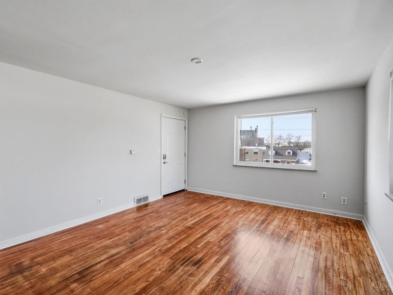 9496 Reading, Reading, OH 45215 Photo 9