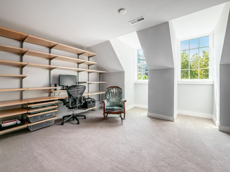 292 1/2 E Gay Street, Unit TH46, Columbus, OH 43215 Photo 17