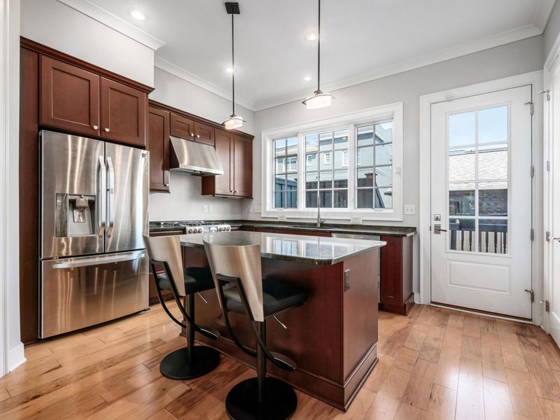 292 1/2 E Gay Street, Unit TH46, Columbus, OH 43215 Photo 3