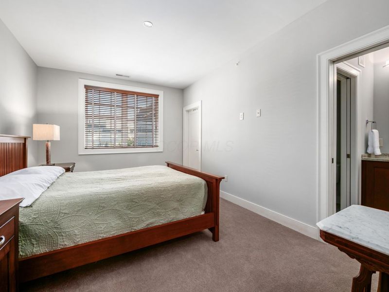 292 1/2 E Gay Street, Unit TH46, Columbus, OH 43215 Photo 8