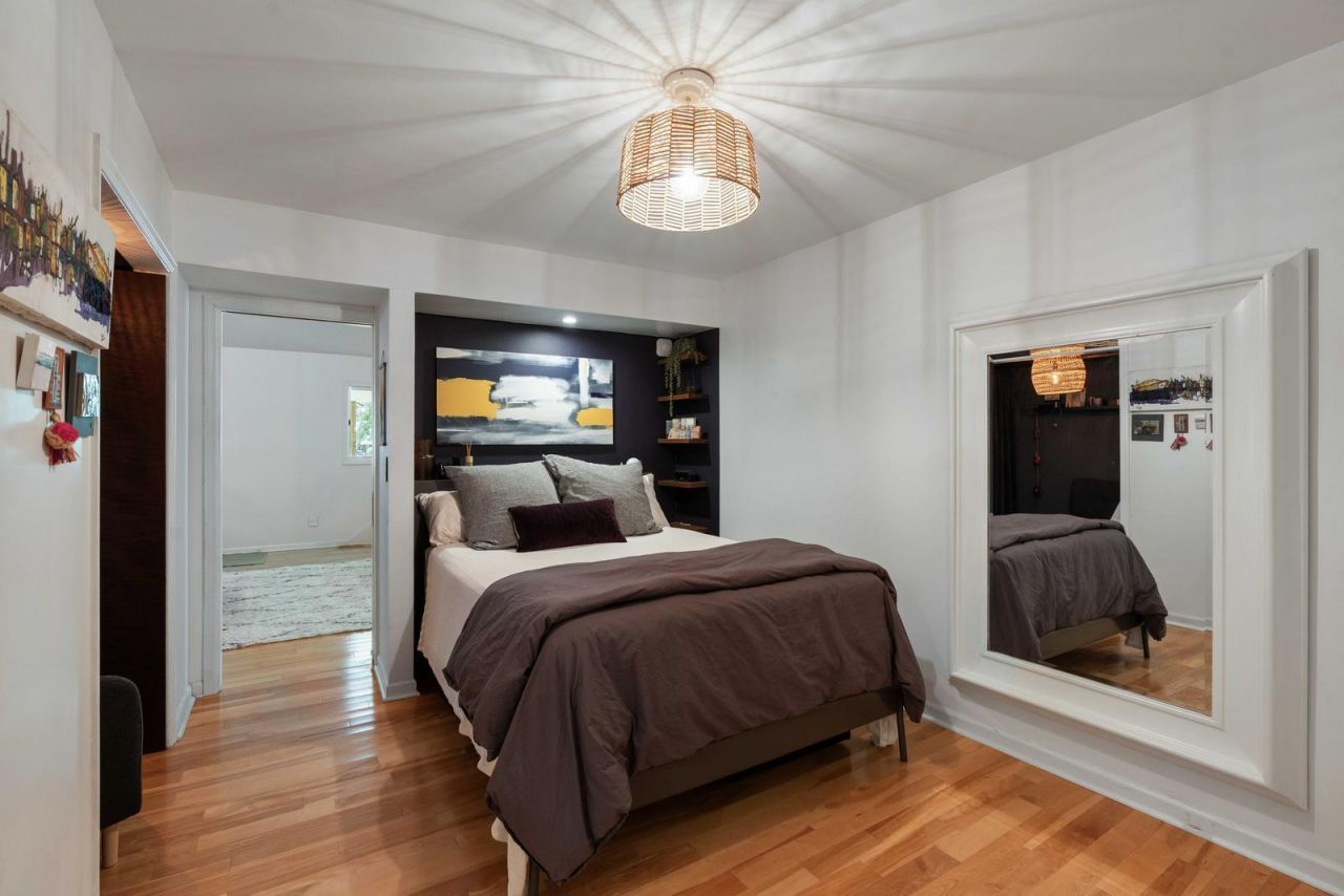 1515 N Lakeshore Drive Photo 27