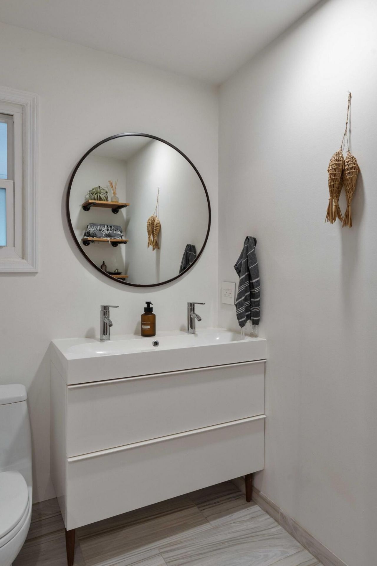 1515 N Lakeshore Drive Photo 31